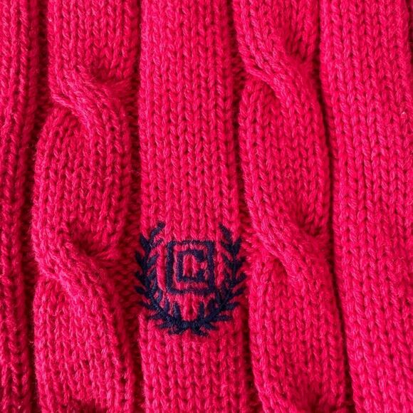 Chaps red vest. - Picture 2 of 3